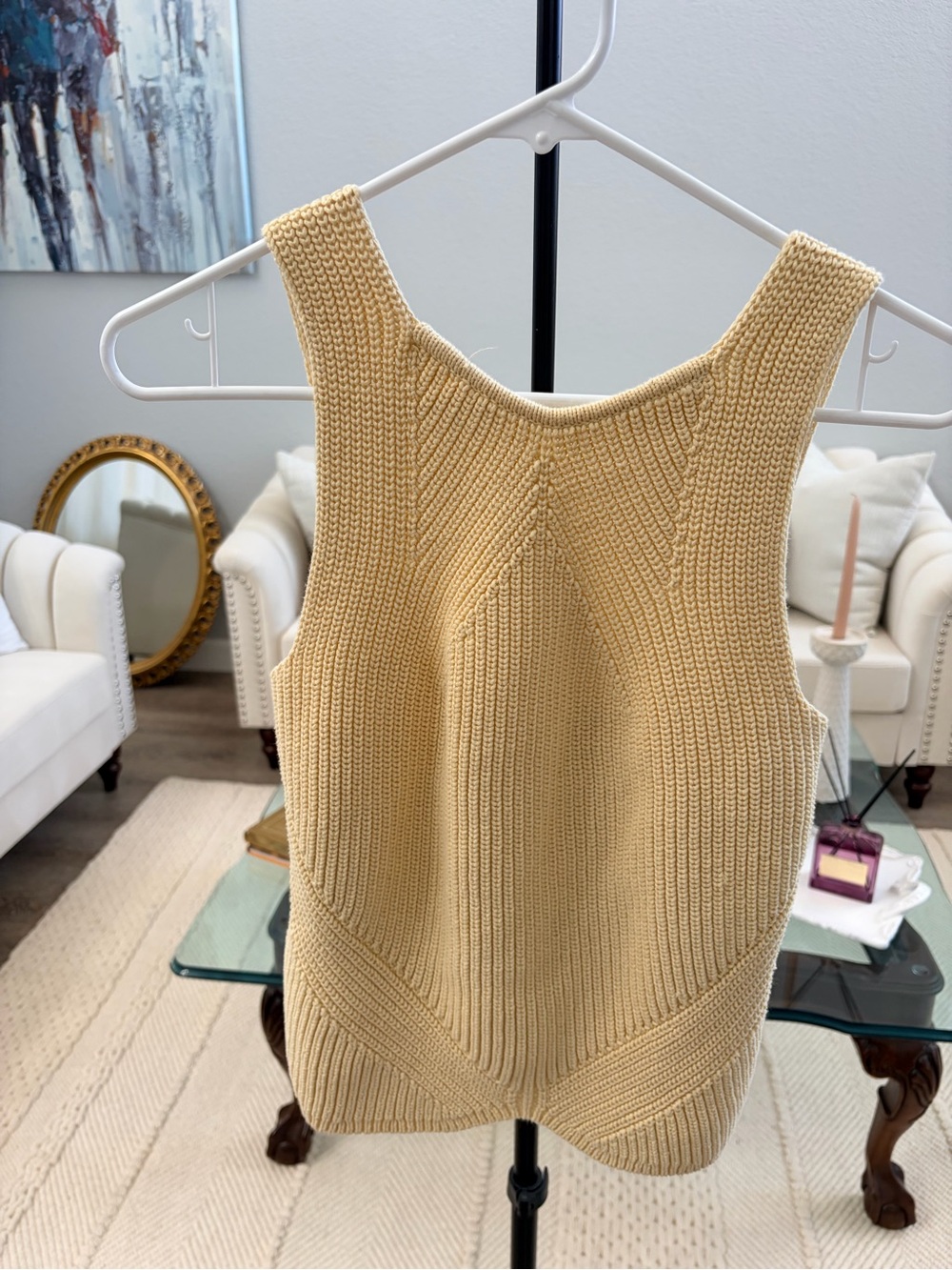 Express Sleeveless V-Neck Knit Tank - Cream
